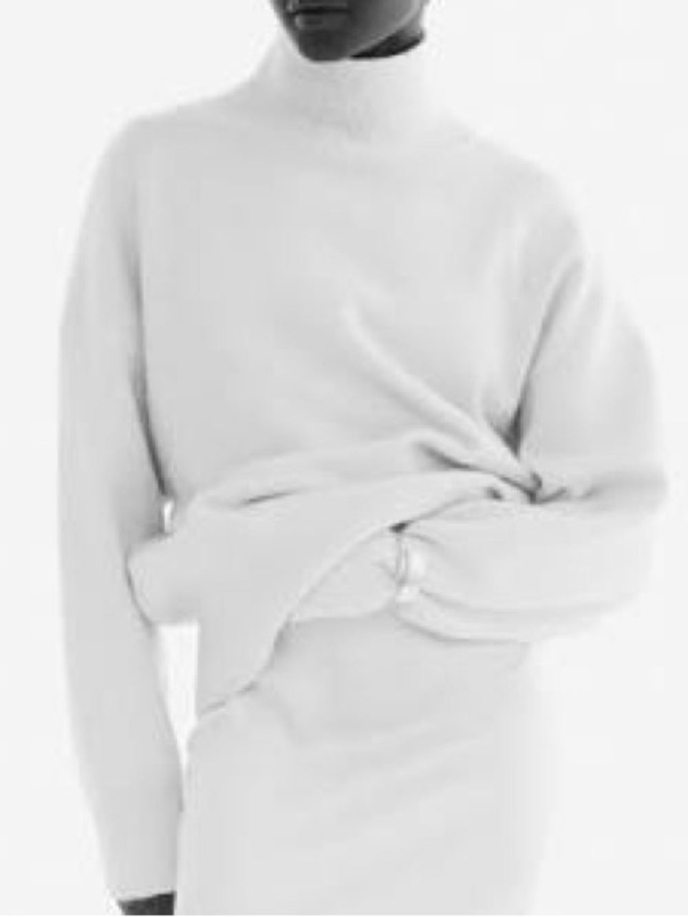 H&M White Turtleneck Sweater